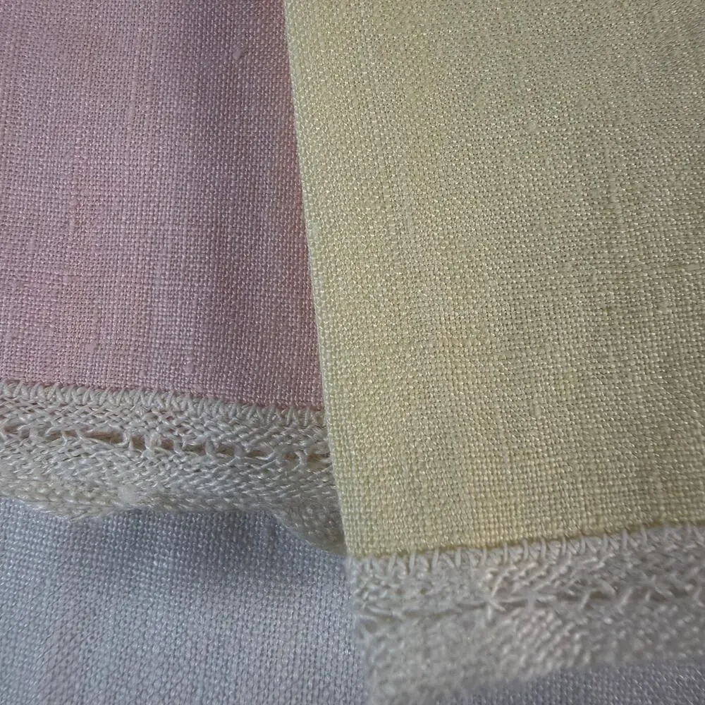 Vintage 1950s Linen Finger Towels Set of 3, Pastel Lace Border Guest Hand Towels